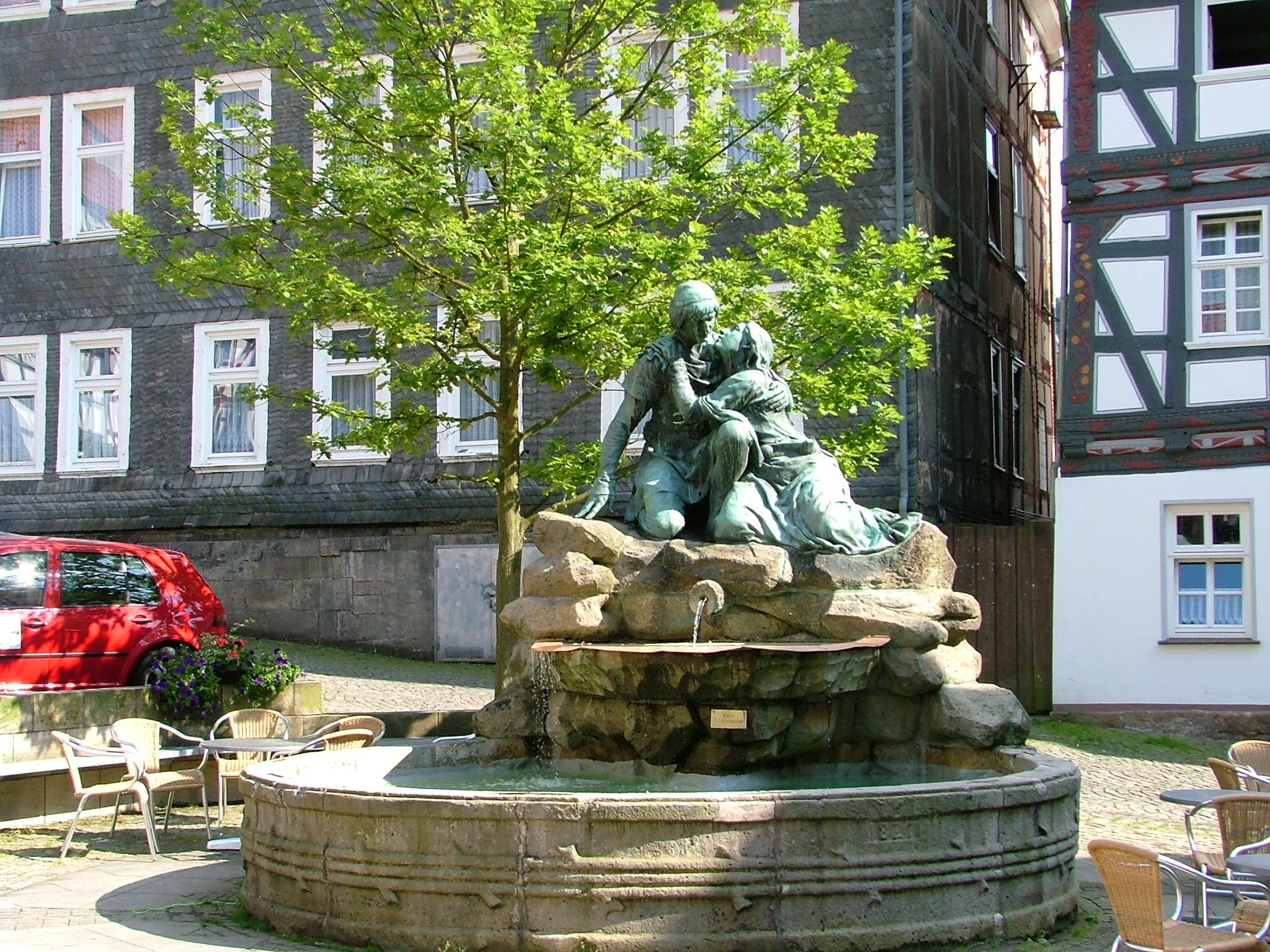 Liebenbachbrunnen mit Liebespaar Kuno und Else