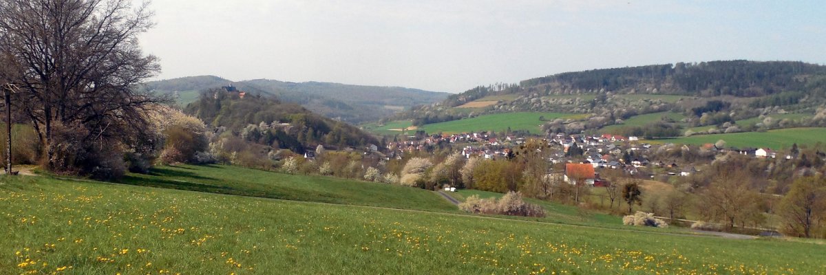 Barbarossaweg - hier Blick zum Schloss